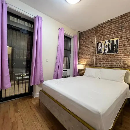 Midtown Manor Apartment